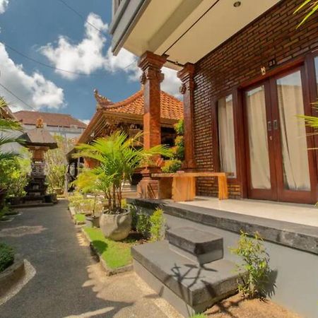 Pondok Lulik Homestay Canggu المظهر الخارجي الصورة