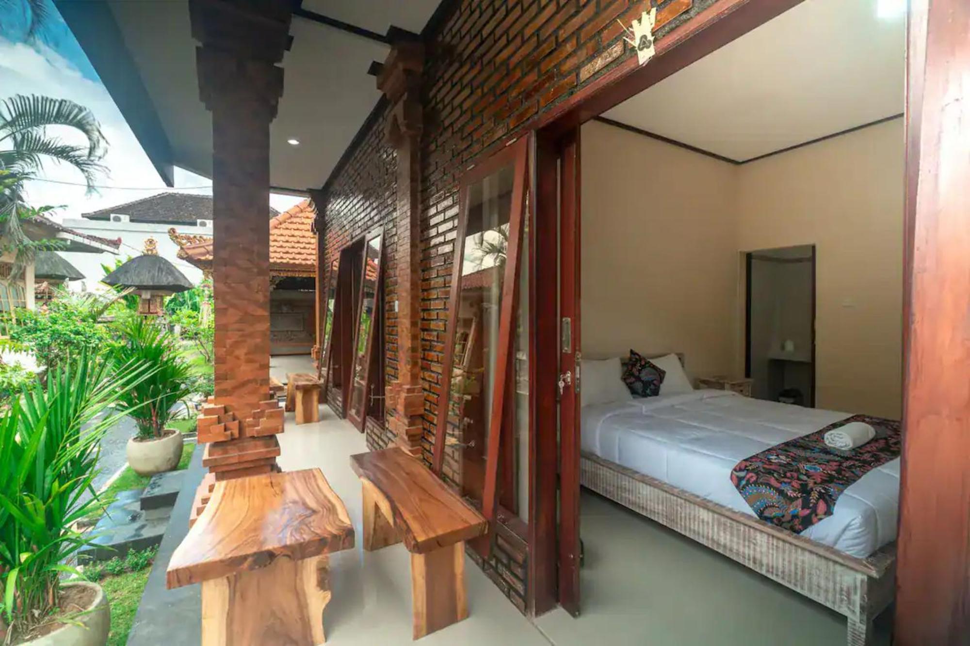 Pondok Lulik Homestay Canggu المظهر الخارجي الصورة